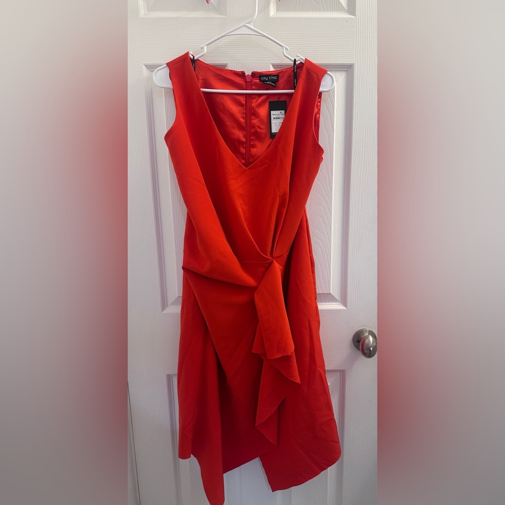 City Chic Sassy Pose in Sunkist Women's Dress size 18